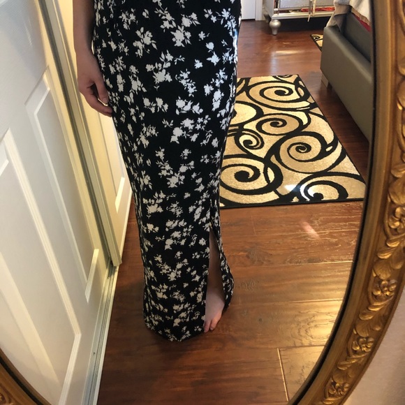 Beautiful Summer Skirt! - Picture 10 of 11